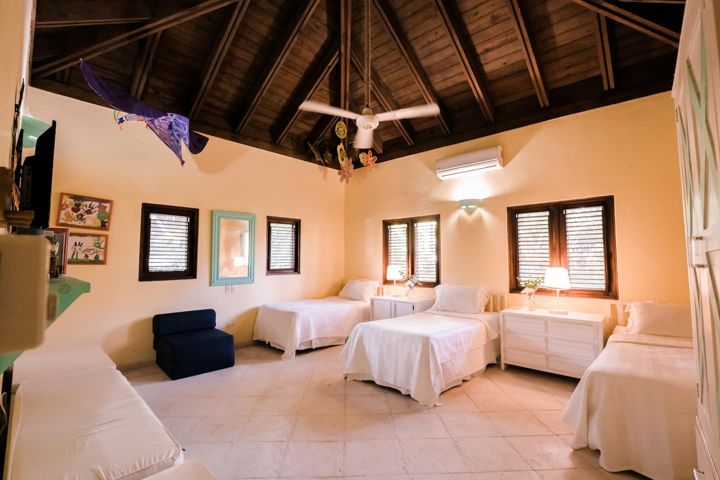 Shared bedroom at Casa Paraíso